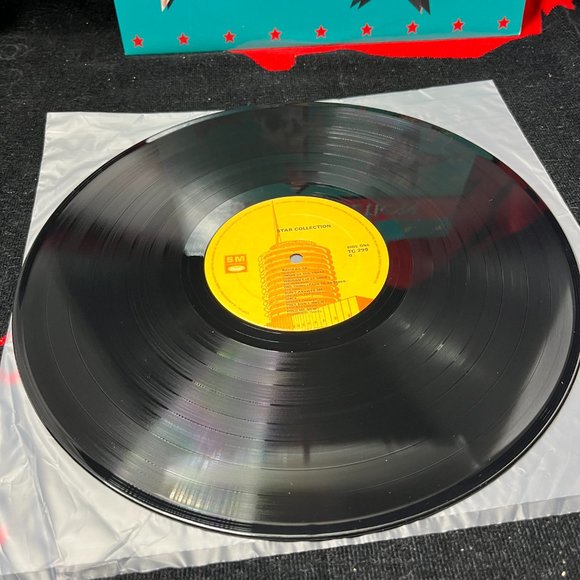K-Tel. Star Collection. Vinyl. Very Good Condition. 1984 Release. - Picture 6 of 6